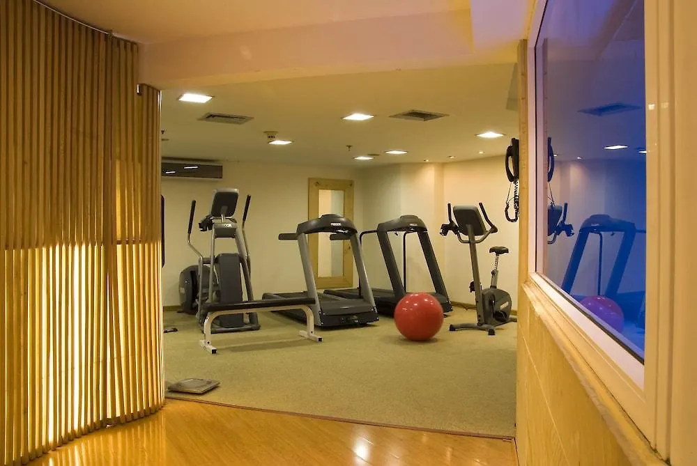 Embassy Suites by Hilton Bogotá - Rosales 5*,