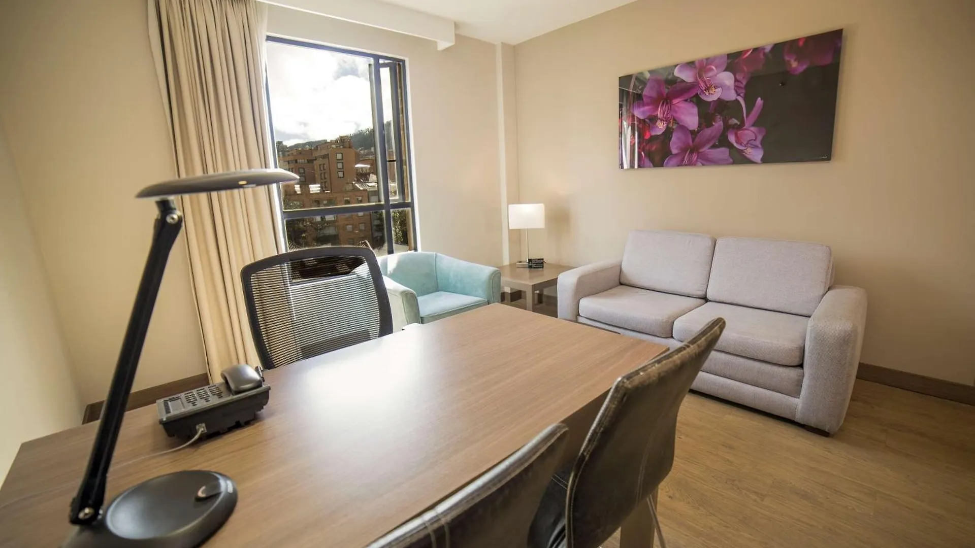 Embassy Suites by Hilton Bogotá - Rosales Hotel