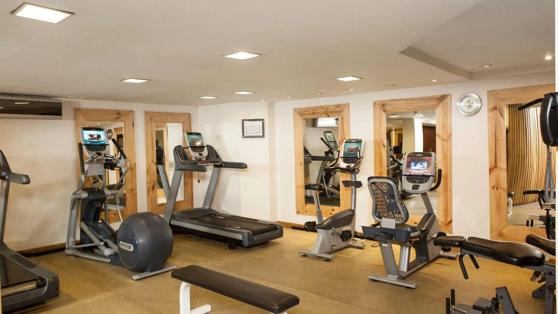 ***** Hotel Embassy Suites by Hilton Bogotá - Rosales Colômbia